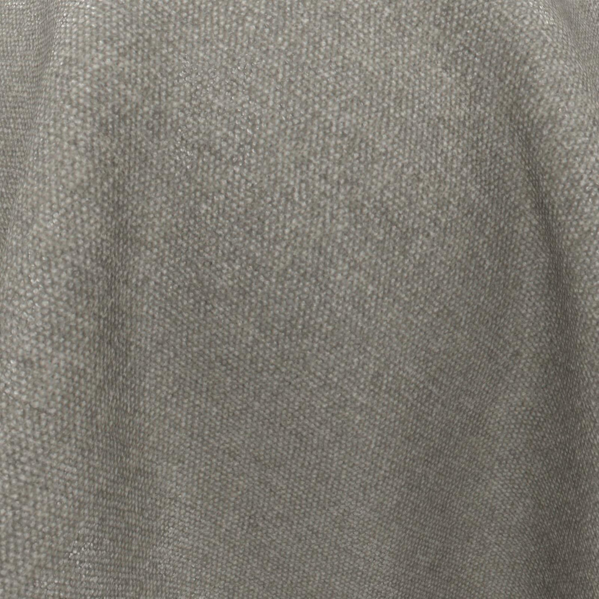 Confidante 44 Aluminium