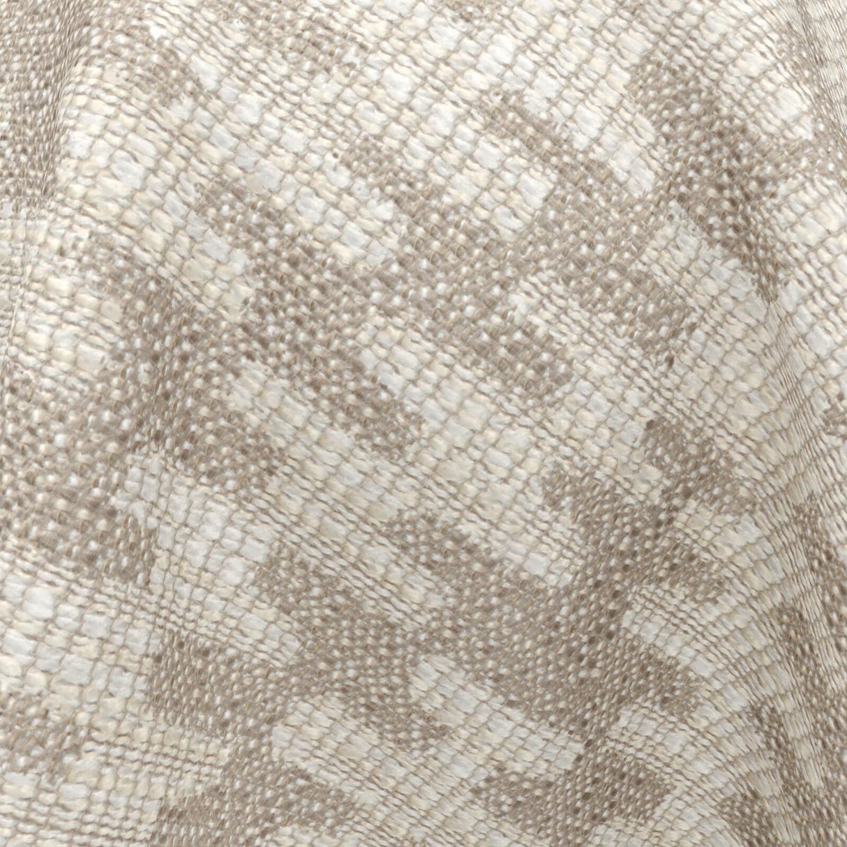 Kaoani 17 Raffia